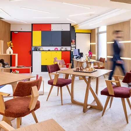 Ovyo Hotel 4*